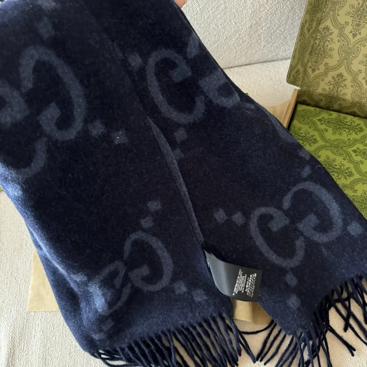 スーパーコピー グッチ マフラー