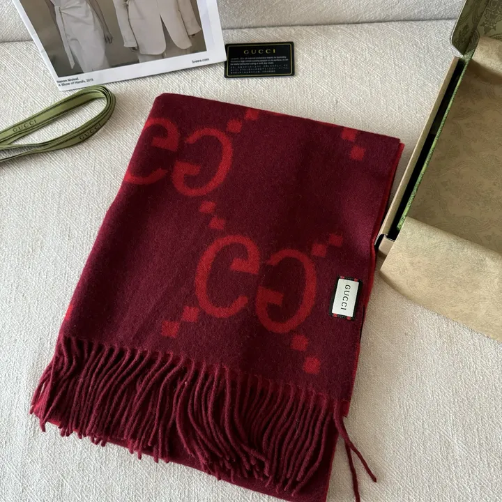 スーパーコピー グッチ マフラー