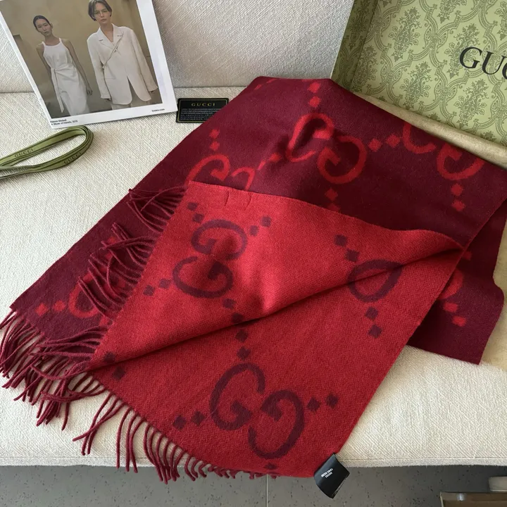 スーパーコピー グッチ マフラー