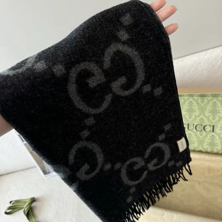 スーパーコピー グッチ マフラー