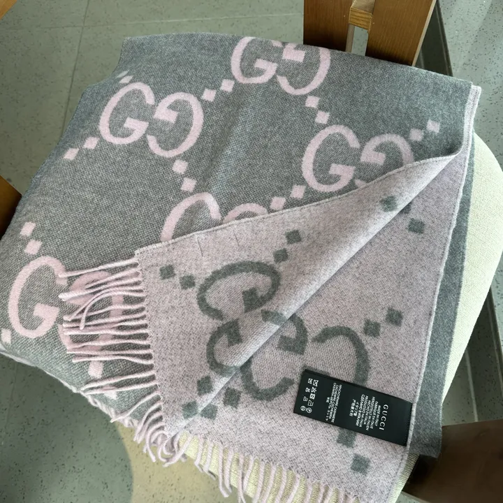 スーパーコピー グッチ マフラー