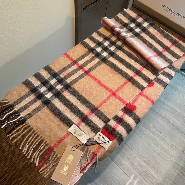 スーパーコピー バーバリー ス マフラー