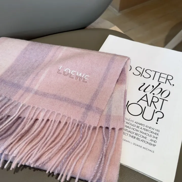 スーパーコピー ロエベ マフラー