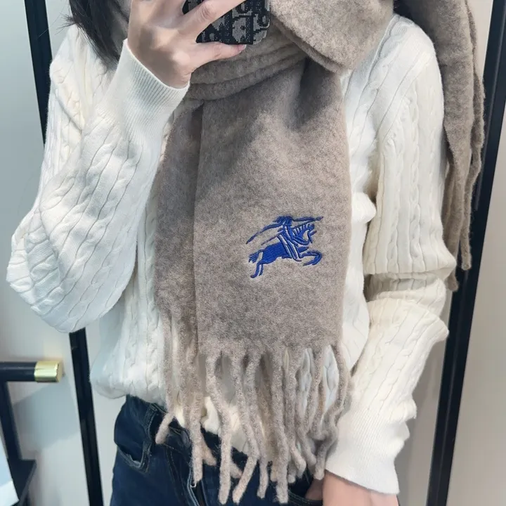 スーパーコピー バーバリー ス マフラー