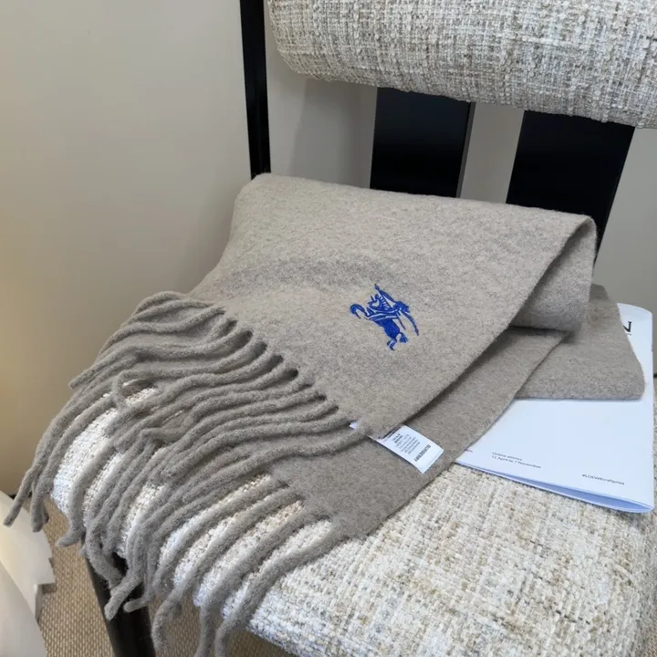 スーパーコピー バーバリー ス マフラー