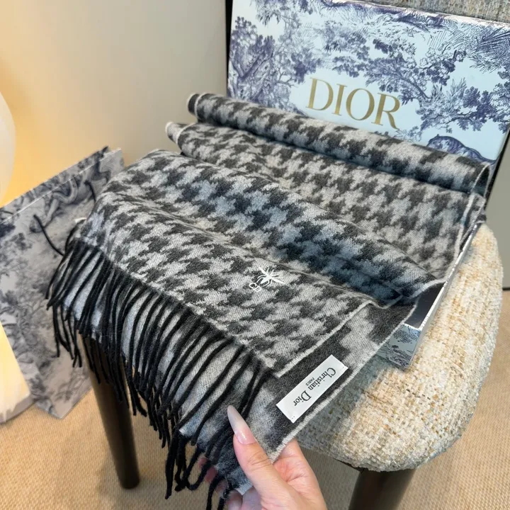 スーパーコピー グッチ マフラー