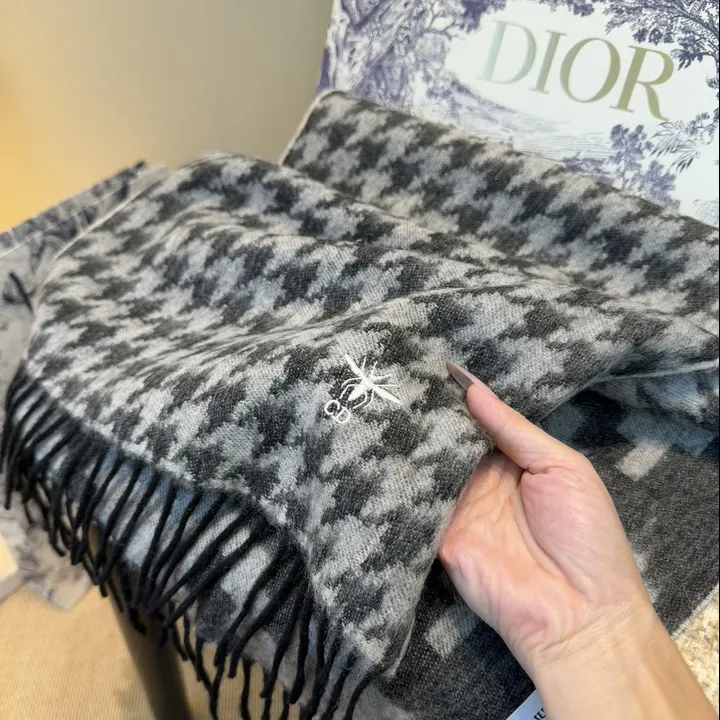 スーパーコピー グッチ マフラー