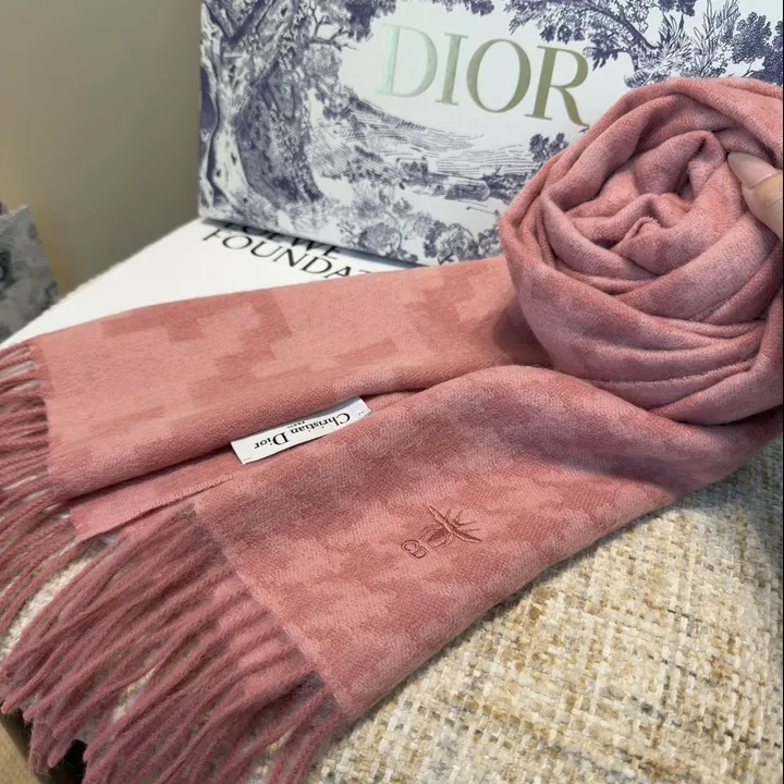 スーパーコピー グッチ マフラー