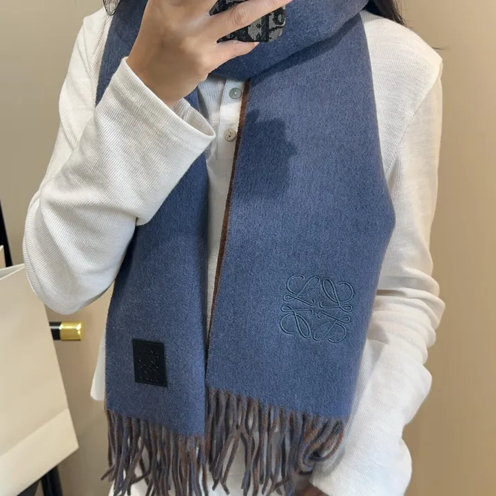 スーパーコピー ロエベ マフラー