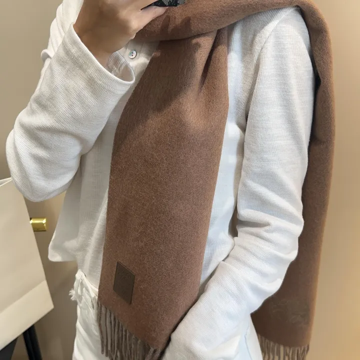 スーパーコピー ロエベ マフラー