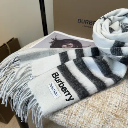 スーパーコピー バーバリー ス マフラー