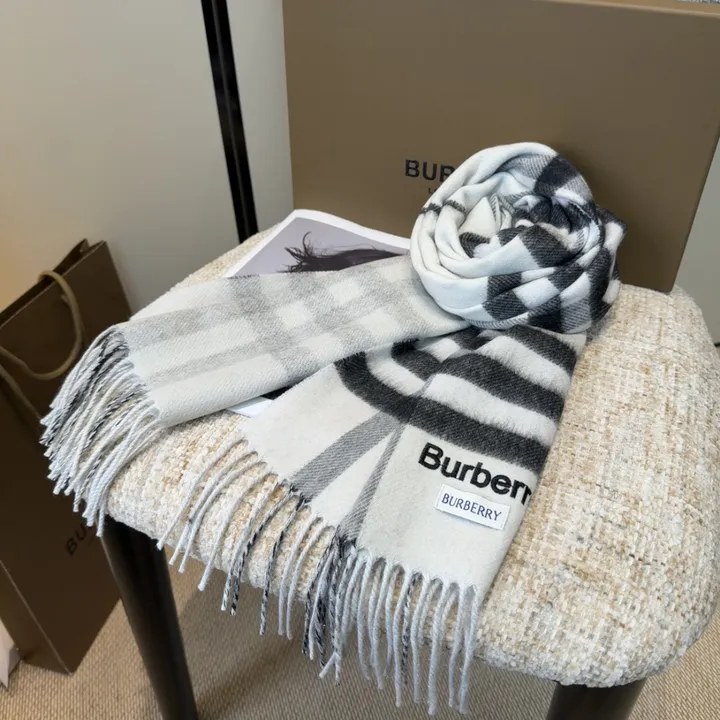 スーパーコピー バーバリー ス マフラー