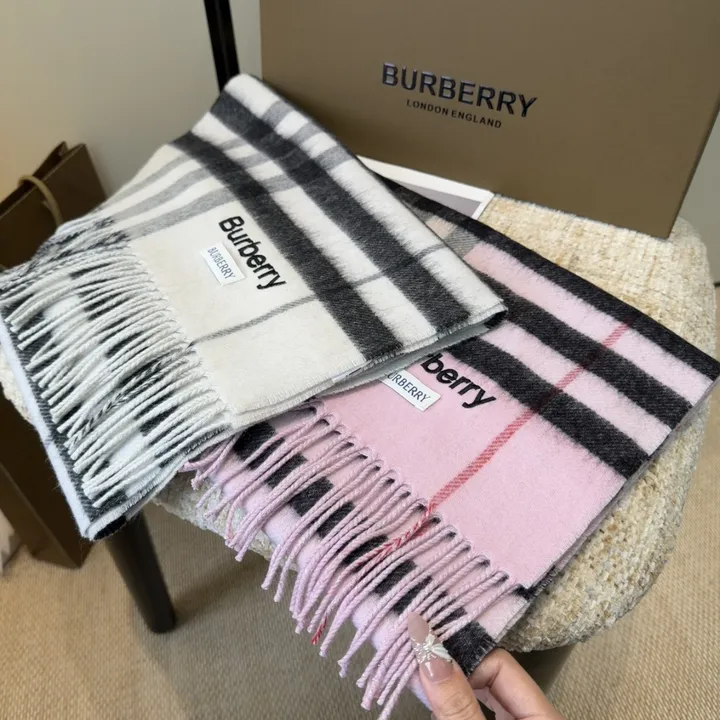 スーパーコピー バーバリー ス マフラー