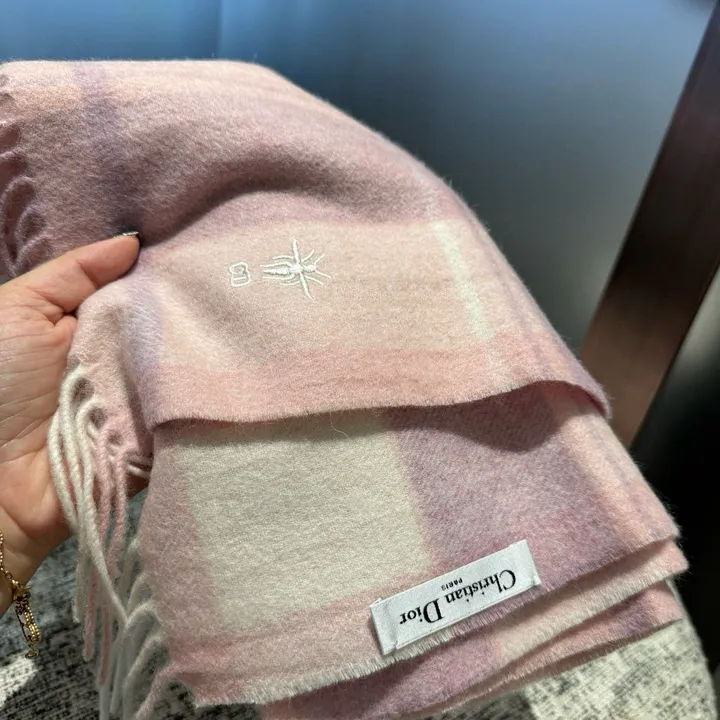 スーパーコピー グッチ マフラー