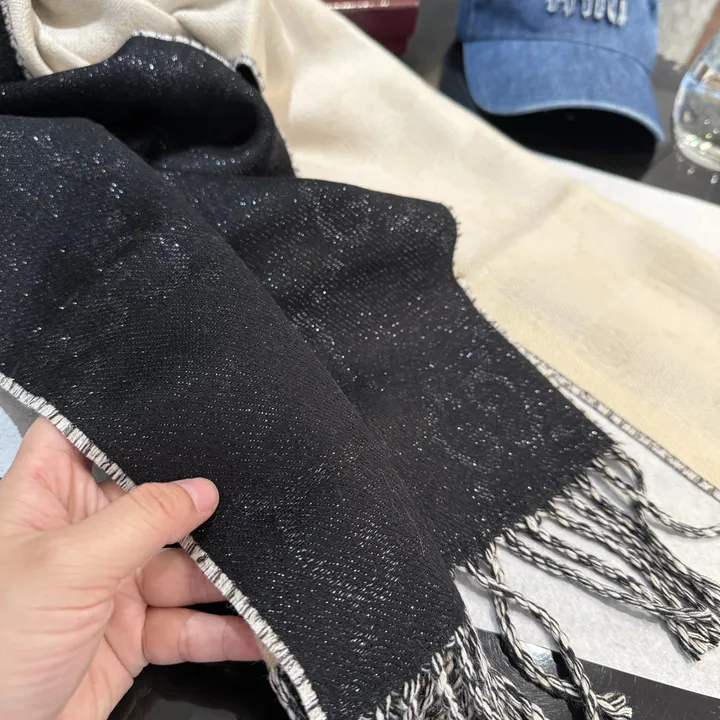 スーパーコピー グッチ マフラー