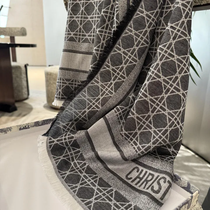 スーパーコピー グッチ マフラー