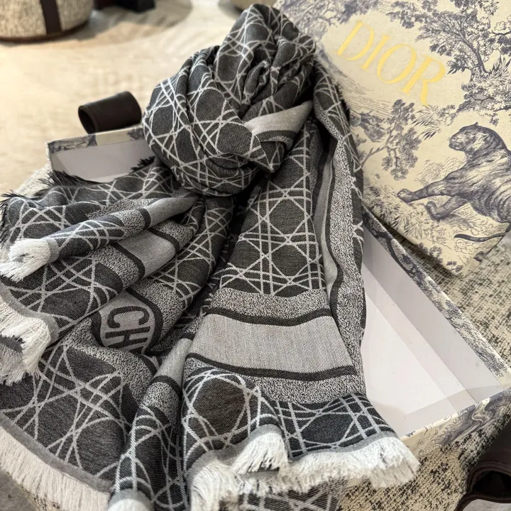 スーパーコピー グッチ マフラー