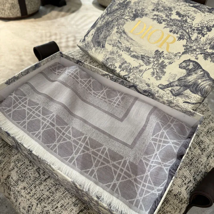 スーパーコピー グッチ マフラー