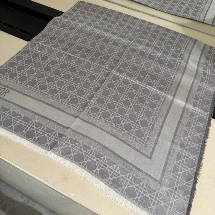 スーパーコピー グッチ マフラー