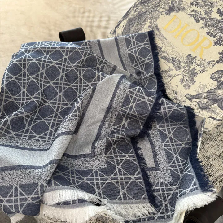 スーパーコピー グッチ マフラー