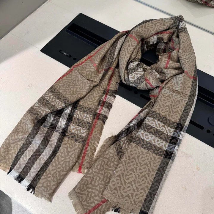 スーパーコピー バーバリー ス マフラー