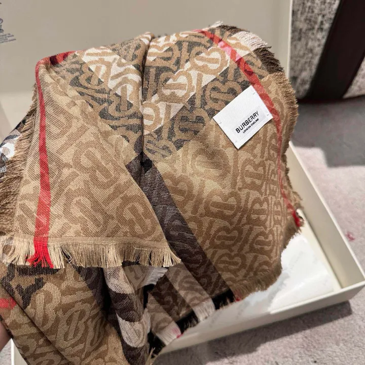 スーパーコピー バーバリー ス マフラー