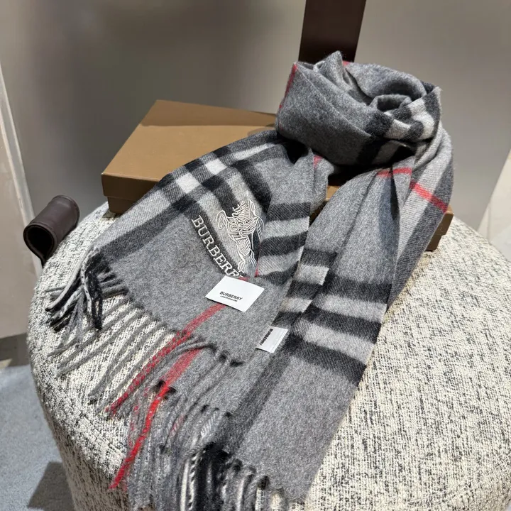 スーパーコピー バーバリー ス マフラー