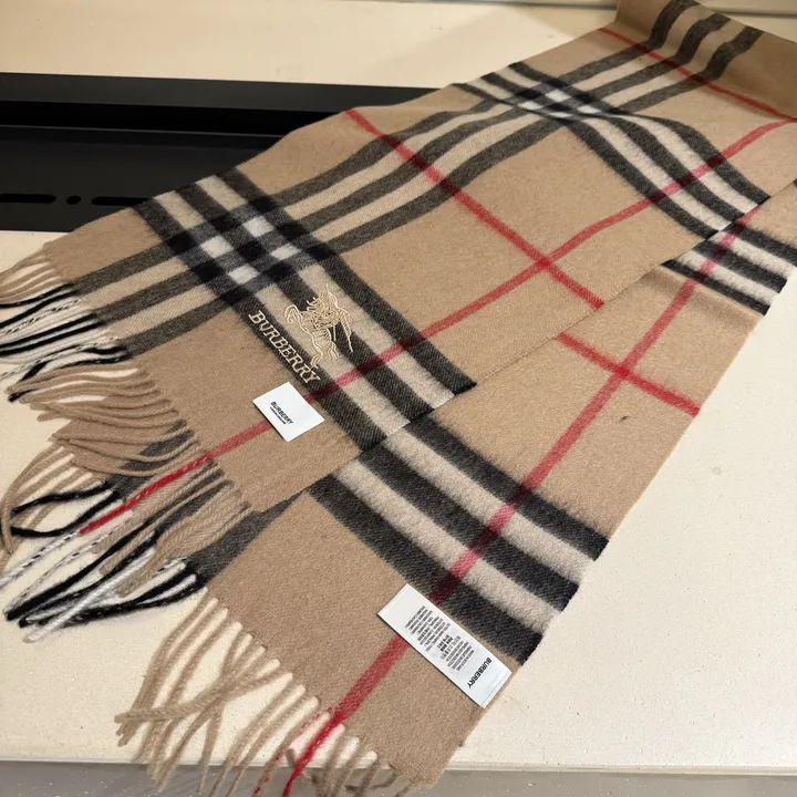 スーパーコピー バーバリー ス マフラー