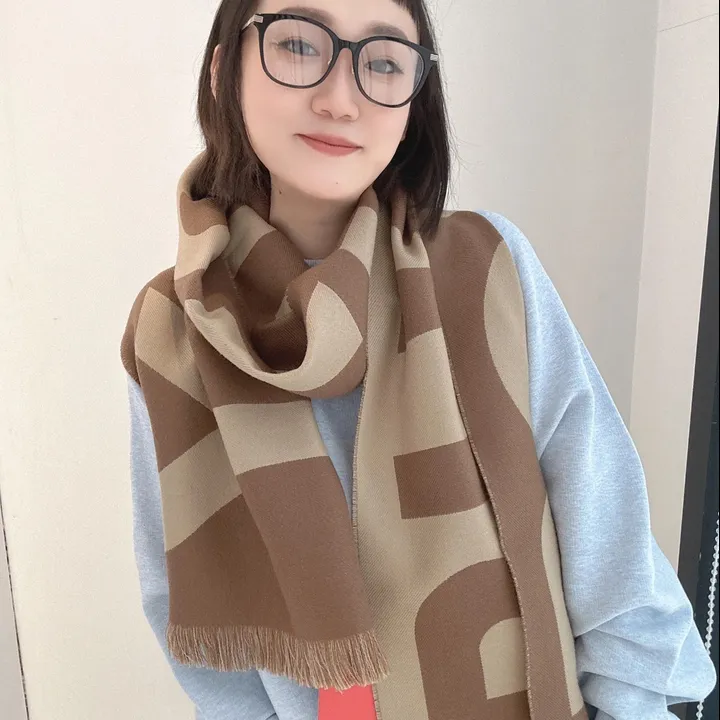 スーパーコピー バーバリー ス マフラー