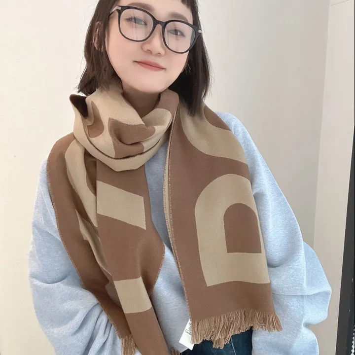 スーパーコピー バーバリー ス マフラー