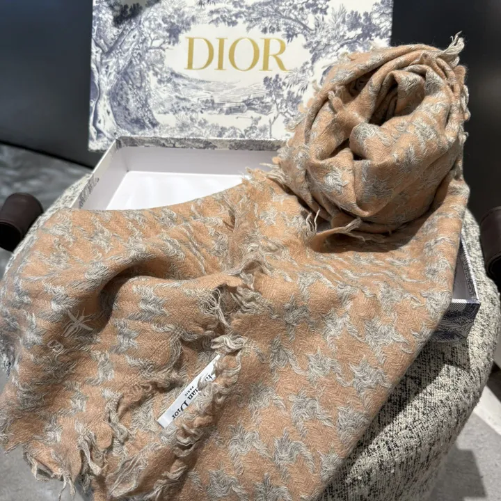 スーパーコピー グッチ マフラー