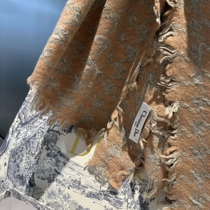 スーパーコピー グッチ マフラー