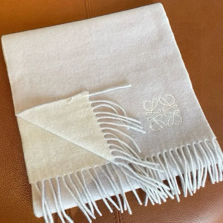 スーパーコピー ロエベ マフラー