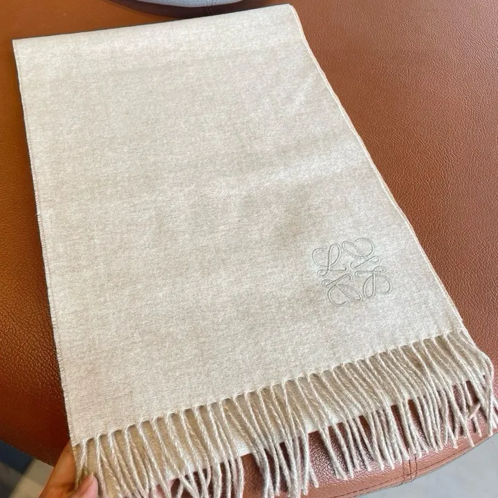 スーパーコピー ロエベ マフラー