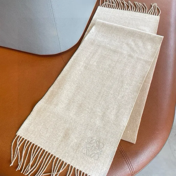 スーパーコピー ロエベ マフラー