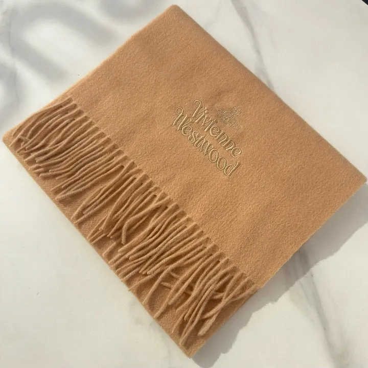 スーパーコピー ミュウミュウ マフラー