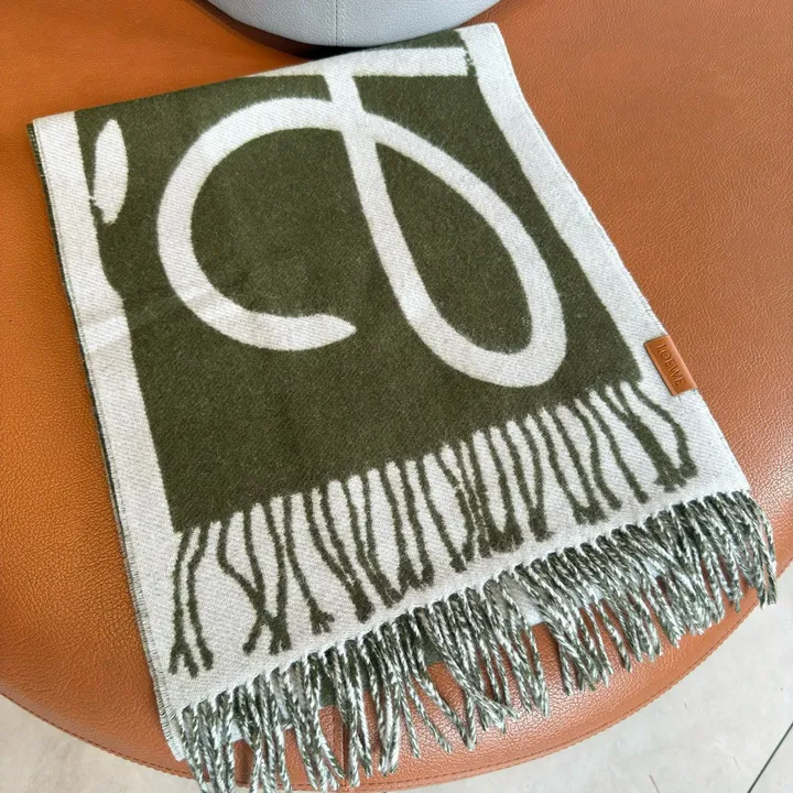 スーパーコピー ロエベ マフラー