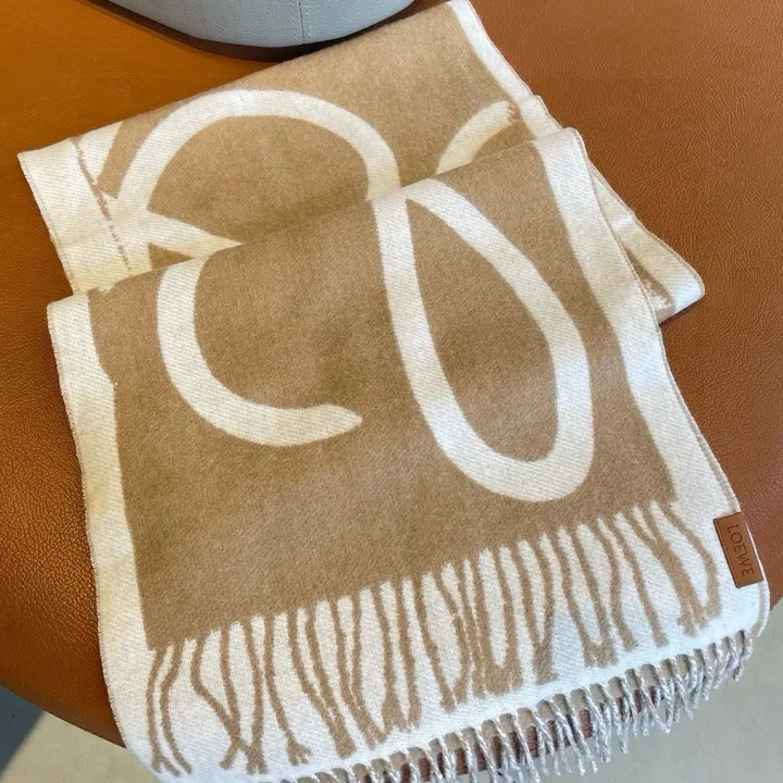 スーパーコピー ロエベ マフラー