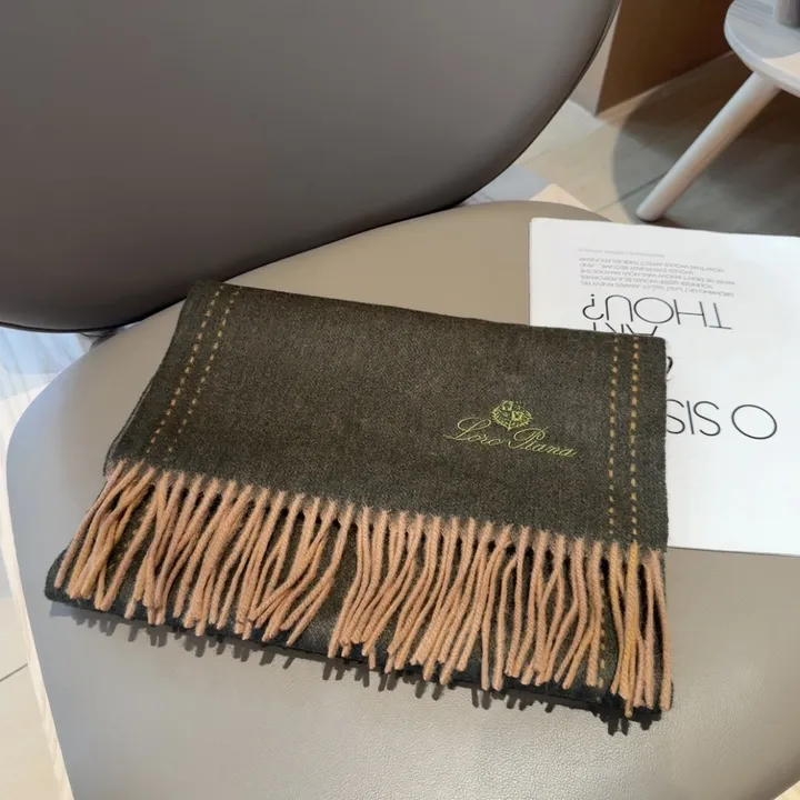 スーパーコピー カルティエ マフラー