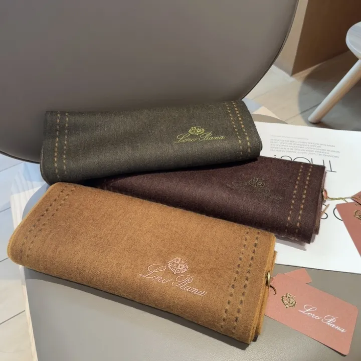 スーパーコピー カルティエ マフラー