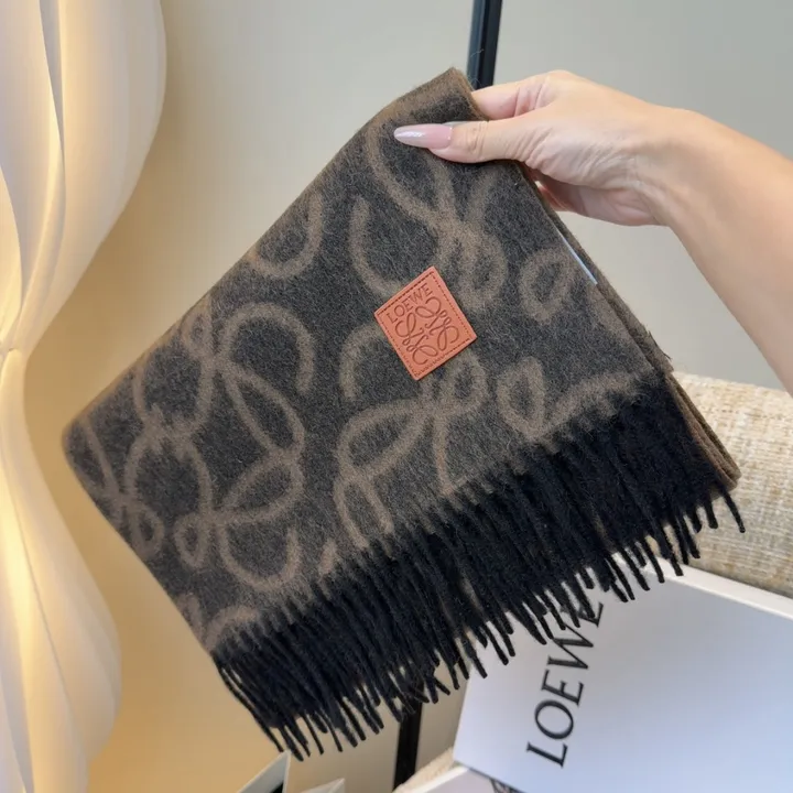 スーパーコピー ロエベ マフラー