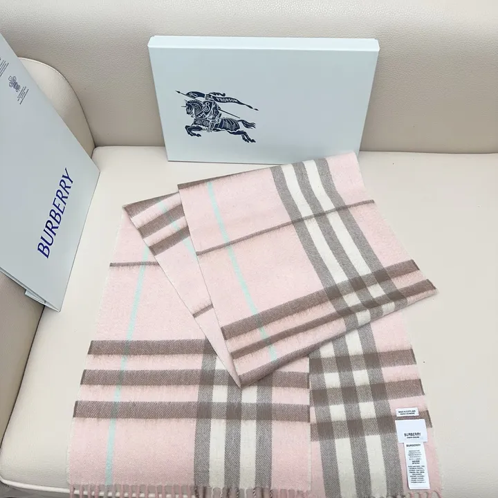 スーパーコピー バーバリー ス マフラー