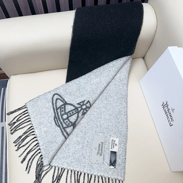 スーパーコピー ヴィヴィアン・ウエストウッド マフラー