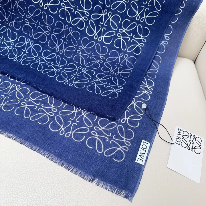 スーパーコピー ロエベ マフラー