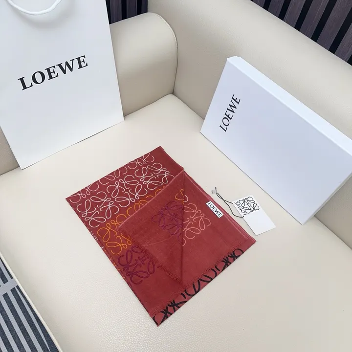 スーパーコピー ロエベ マフラー