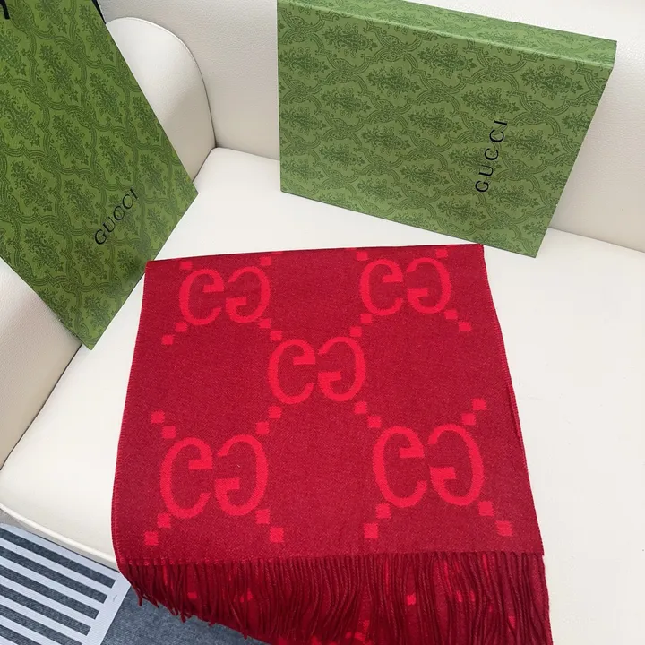 スーパーコピー グッチ マフラー