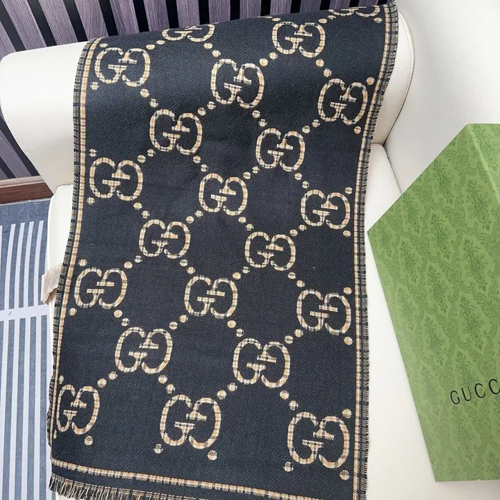 スーパーコピー グッチ マフラー