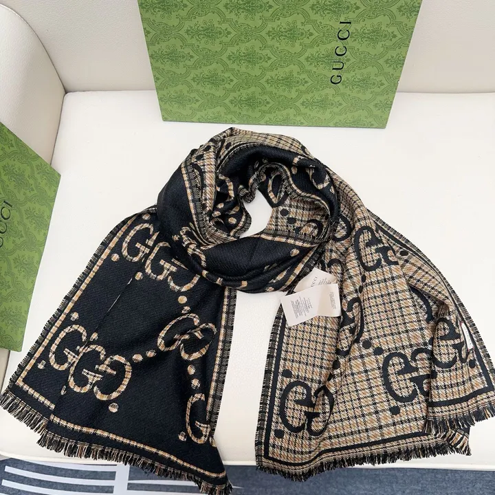 スーパーコピー グッチ マフラー