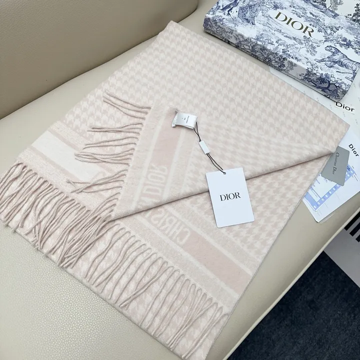 スーパーコピー ディオール マフラー