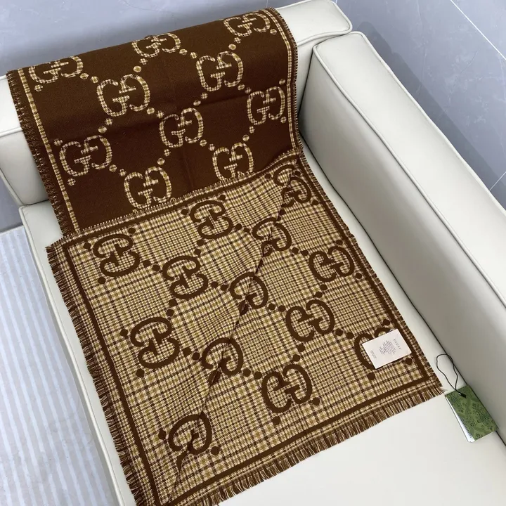 スーパーコピー グッチ マフラー